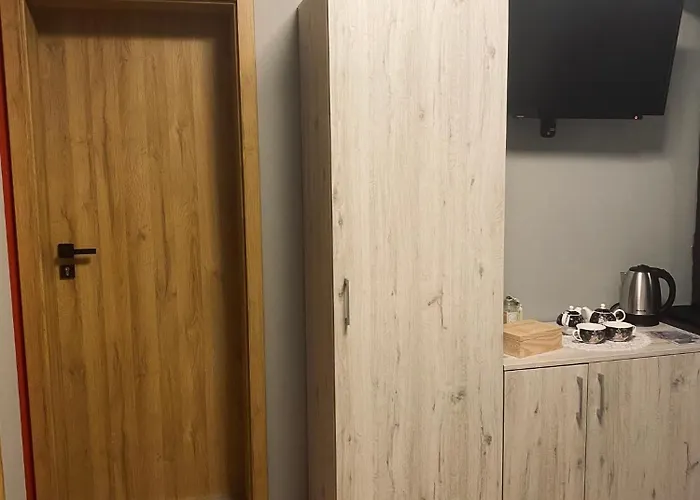 4 Pory Roku Goscinne