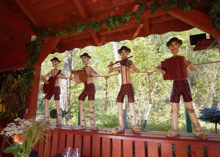 بيت ضيافة 4 Pory Roku Goscinne Kamesznica