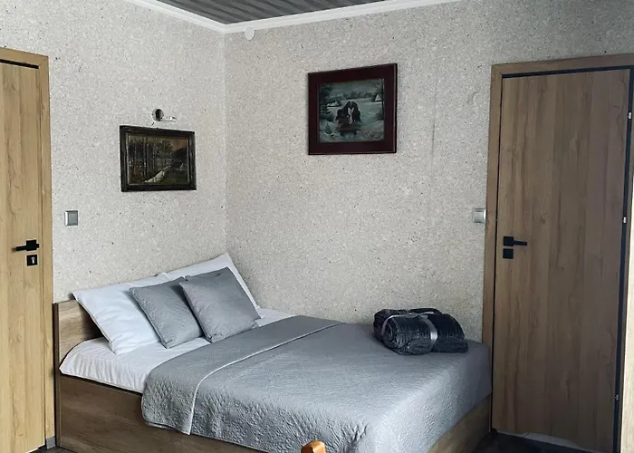 4 Pory Roku Goscinne بيت ضيافة Kamesznica